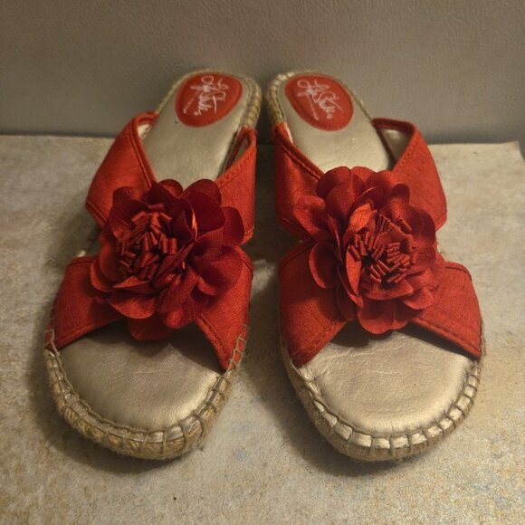 Size 9M Red Life Stride Slides Wedges BLOOM Flower Shoes - Picture 2 of 11